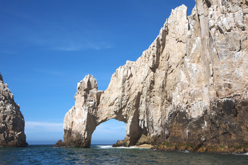 Fototapeta na wymiar Famous Arch in Cabo San Lucas, MExico