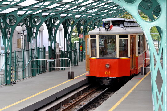 Treno a dentiera di Superga