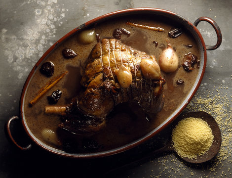 Pot-au-feu de gigot de sept heures