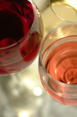 Verres de vins rouge, rosé et blanc 