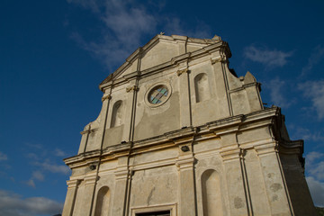 eglise saint lucie en corse (village de ville di pietrabugno)