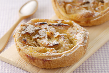 Tartelettes aux pommes normande