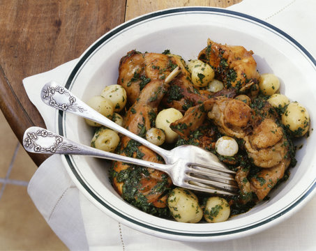Persillade de lapereau, pommes de terre grenaille
