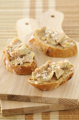 Tartines de foie gras frais