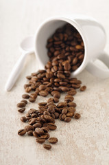 Grains de café renversés