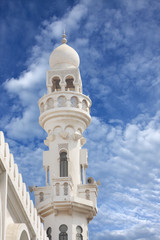 Close view of Sheikh Isa Bin Ali Mosque minaret
