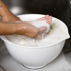 Lavage de la pâte pour extraire l'amidon 