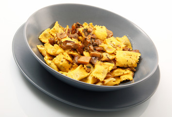 ravioli ai funghi porcini