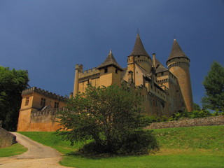 Fototapeta na wymiar Zamek Puymartin; Czarny Périgord; Aquitaine