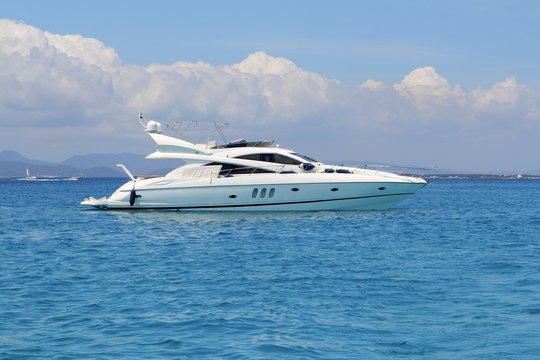 luxury yacht in turquoise Illetes Formentera