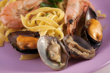 tagliatelle ai frutti di mare