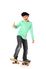 Naklejka premium Junge mit Skateboard