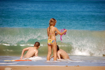 Fototapeta premium Les enfants à la plage