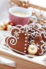 gingerbreads with coffee