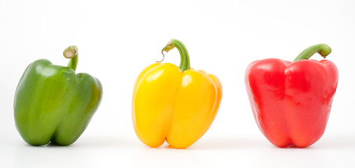 Paprika auf hellem Hintergrund