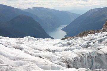 Fototapeta na wymiar Glacier fiord, Norv?ge