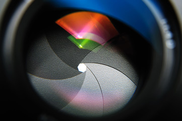 closeup aperture blades