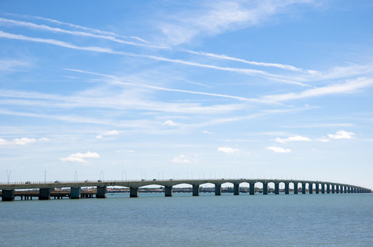 Viaduc d&acute;Ol&eacute;ron