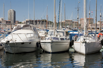Marina w Marsylii - obrazy, fototapety, plakaty