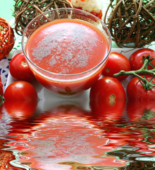 frischer Tomatensaft