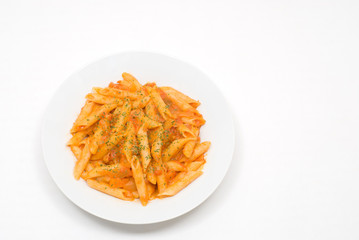 ペンネのトマトソースパスタ