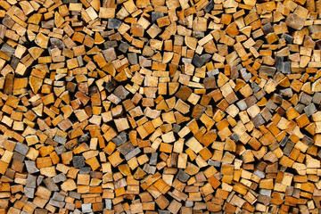 Vorrat an Feuerholz - Pile of firewood