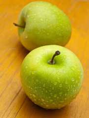 green apples