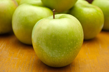 green apples