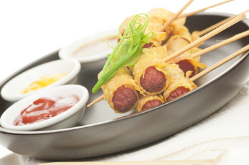 Fried sausage in the Wan Tan