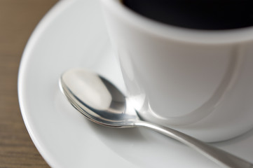 コーヒーカップとスプーン