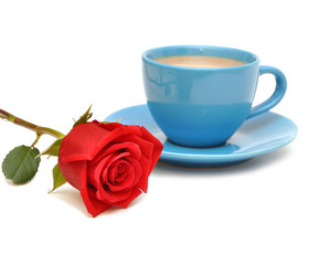 Obraz na płótnie Canvas red rose and cup of coffee