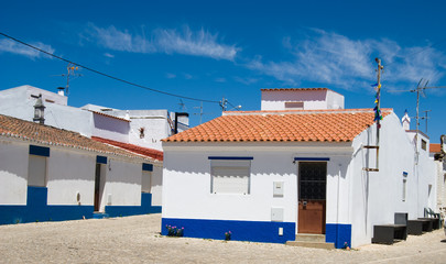 Fototapeta na wymiar The typical house in Algarve, Portugal