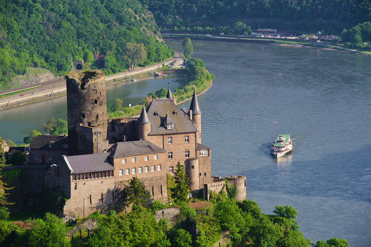 Burg Katz und der Rhein