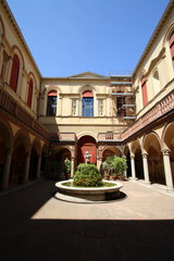 cortile di museo civico archeologico  a Bologna