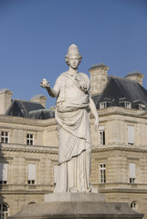 parisien statue