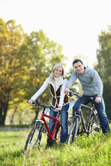 Fototapeta premium Couple on bicycles