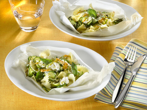 farfalle et courgette - farfalle con zucchine -