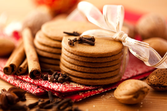 Heart-shaped gingerbread cookies