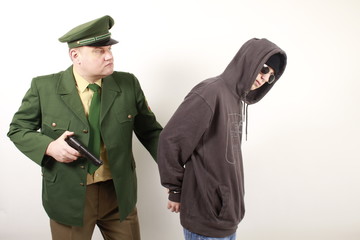 Festnahme mit Waffengewalt