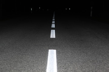 Nachts auf der Stra&szlig;e