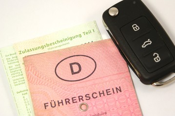 Führerschein & Autoschlüssel