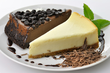 slices of cheesecake