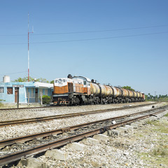 Fototapeta na wymiar pociąg towarowy, Jatibonico, Sancti Spiritus Province, Kuba