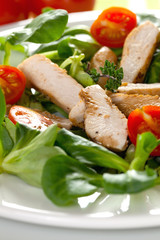 Salat mit Hähnchenbrust