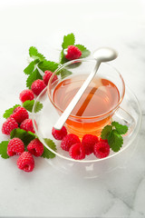 raspberry tea-te al lampone