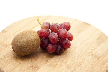 Trauben mit Kiwi