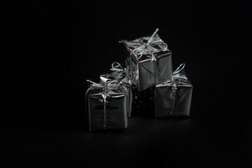 Geschenke im Kerzenschein