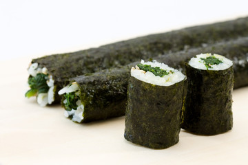 Spinat Hoso-Maki Sushi - 27529976
