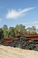 Boring casing on rig platform