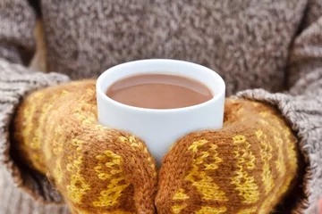 Photo sur Plexiglas Chocolat hot chocolate in the hands